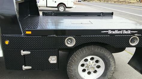 underbody tool box for flatbed